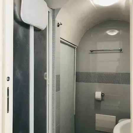 La Dimora Nel Sottano Strada